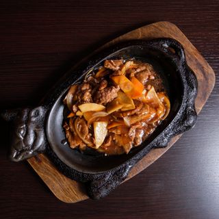 59) Manzo alla piastra con verdure