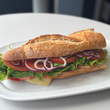 Bocadillo Caliente De Lomo Completo