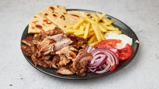 Porcija svinjskog gyrosa
