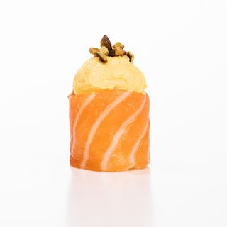 DY121. Gunkan pistacchio sake 2 pezzi