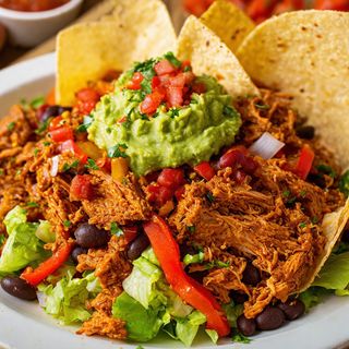 Tinga De Pollo Con Cochinita Pibil Y Sudadero (Para 2 Personas)