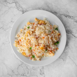 Arroz frito tres delicias