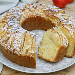 Ciambellone alle mele