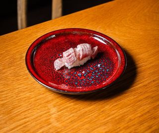 Nigiri Ventresca de Atún Aburi