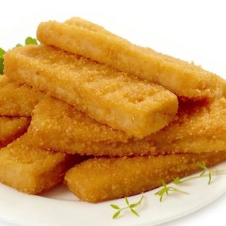 Riblji štapići s pomfritom