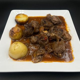 Guiso De Ternera