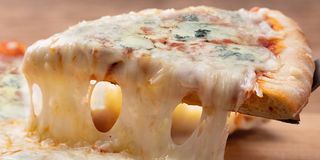 Pizza gorgonzola (mediana)