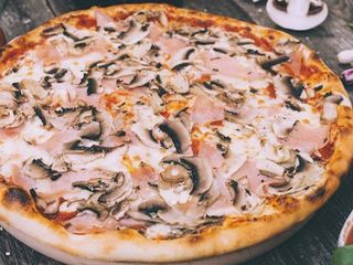 Combo 1+1 Pizza Prosciutto & Funghi