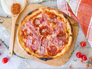 Пица Куатро Салами