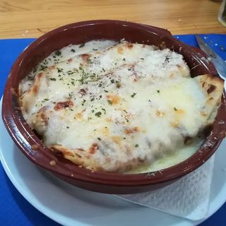 Cannelloni de espinacas y bacón
