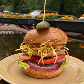 Бургер " Пай" с говядиной