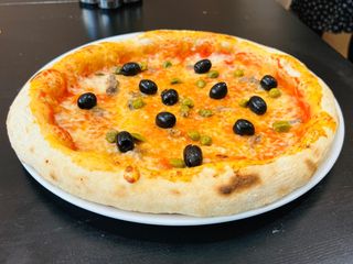 Pizza olive