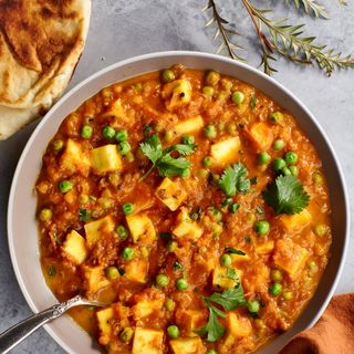 34. Matar paneer
