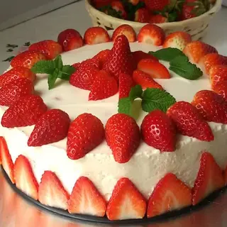 Tarta De Fresas (Grande)