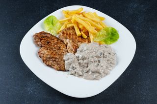 Piletina u krem sosu od pečuraka