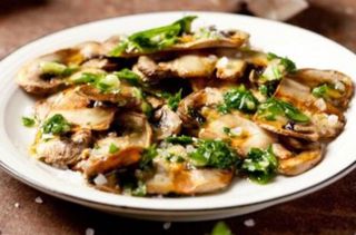 Tapa De Champiñones A La Plancha