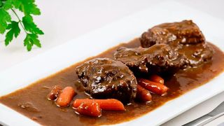 CARRILLADA AL VINO TINTO