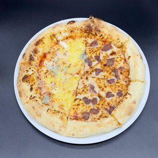 Pizza Moitié-Moitié Au Choix