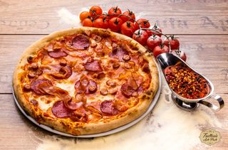 Pizza clasica Quattro Carne Ø 25cm