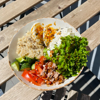 Боул з тунцем