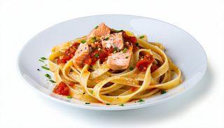 Pasta fresca con salmone