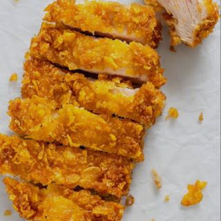 Plato de pollo empanado 
