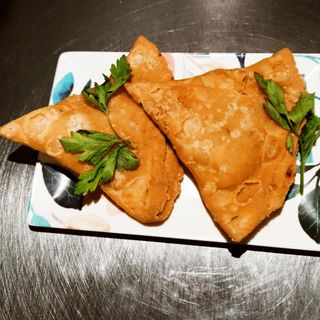 SAMOSA 2PCS