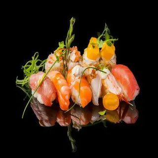 29. SUSHI MORIAWASE