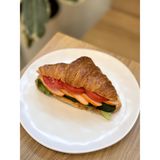 Хлеб на выбор с моцареллой и помидорами