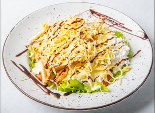 Salata plodovi mora toplo, hladna