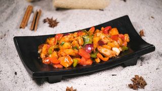 Курица в кисло-сладком соусе (250 гр.)