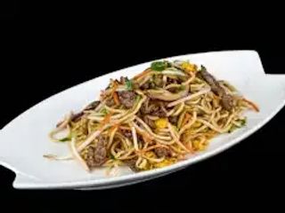 Spaghetti di grano con manzo