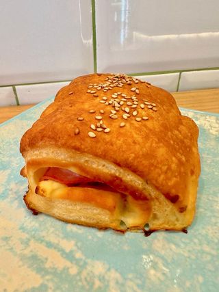 Napolitana de jamón y queso 