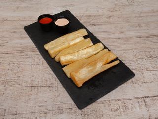 Ración De Yuca Frita (6 Uds.)
