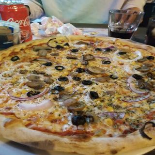 Pizza Vegetariana (Mediana)
