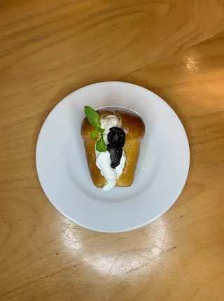 Babà*