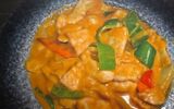 88. Pollo Al Curry Thai