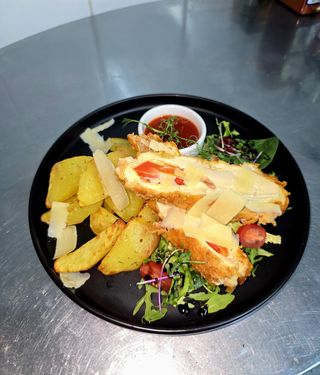 Rulou de pui cu cartofi pai