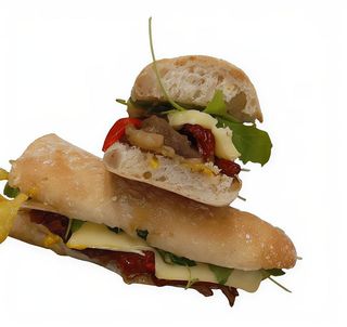 Coca De Vegetales Con Queso Brie