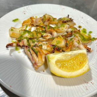 Sepia Plancha Con Salsa Verde