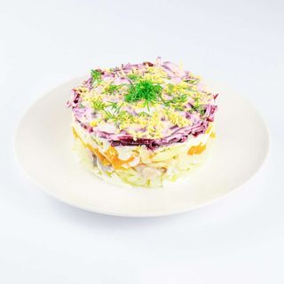 Ensalada “Shuba” De Arenque Y Remolacha