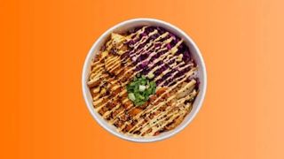 .KUBEŁEK CHINGU z kurczakiem po koreańsku