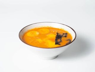 Сырный рамен с говядиной