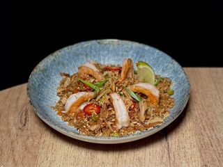 ТЯХАН З КРЕВЕТКАМИ І ОВОЧАМИ (430g)