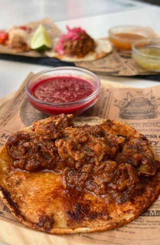 Tacos De Birria (3 Uds.)