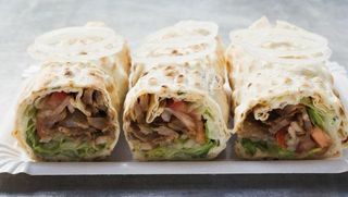 3 rollos kebab Grandes (3 bebidas)