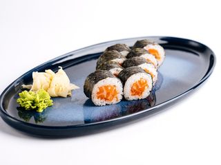 MAXI макі з лососем (190г)