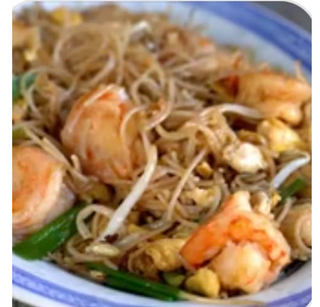 Fideos De Arroz Con Tres Delicias