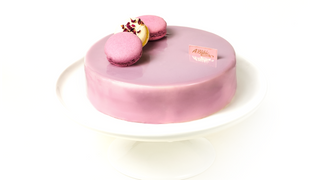 Tort Jogurtowy Z Owocami Lasu - Porcja