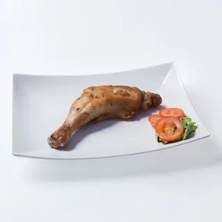 Cartofi wedges cu pulpă de pui întreagă